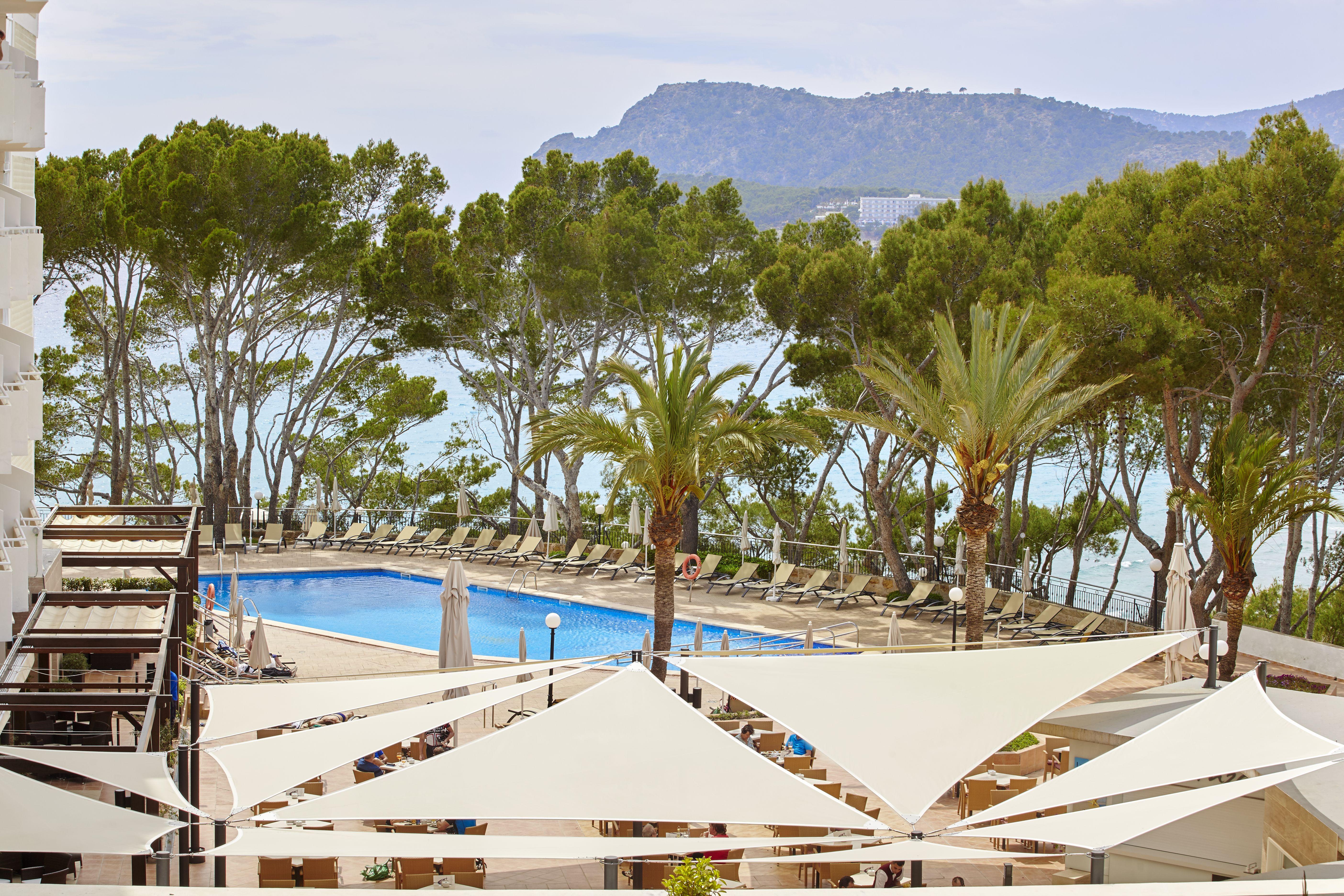 Universal Hotel Lido Park & Spa Peguera Bagian luar foto