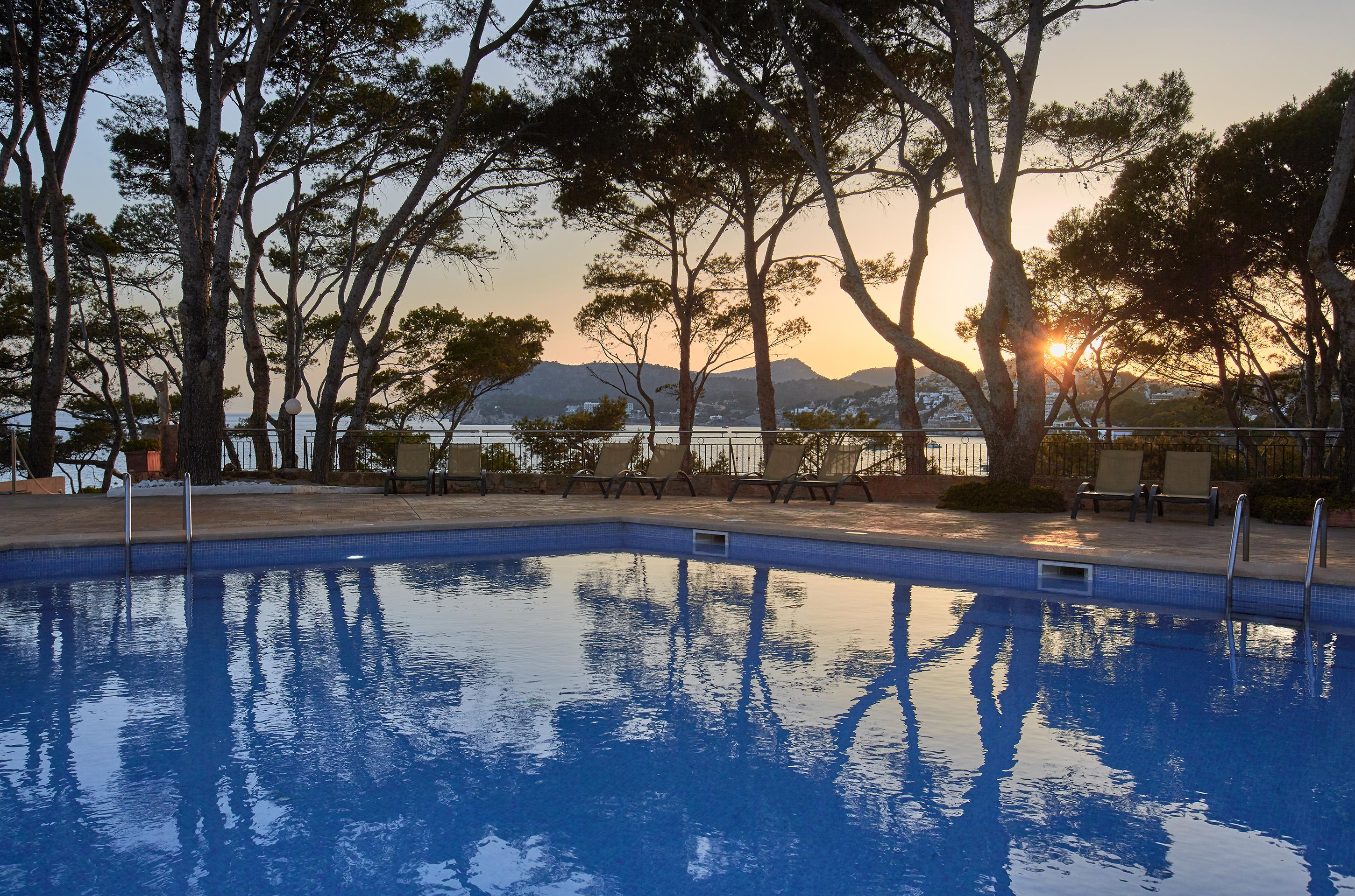 Universal Hotel Lido Park & Spa Peguera Bagian luar foto