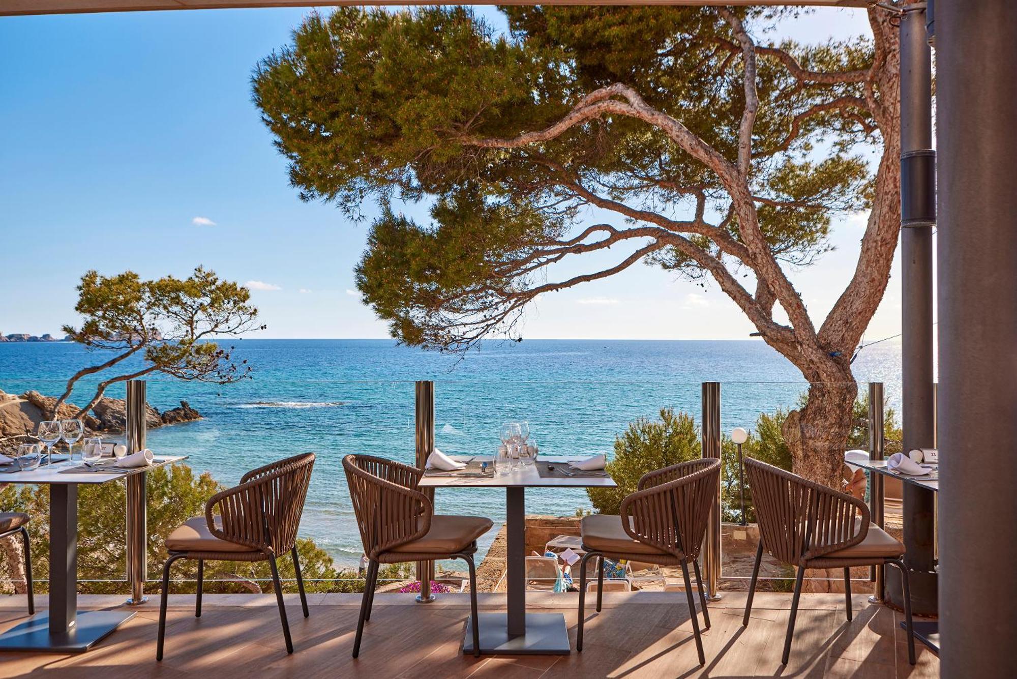 Universal Hotel Lido Park & Spa Peguera Bagian luar foto