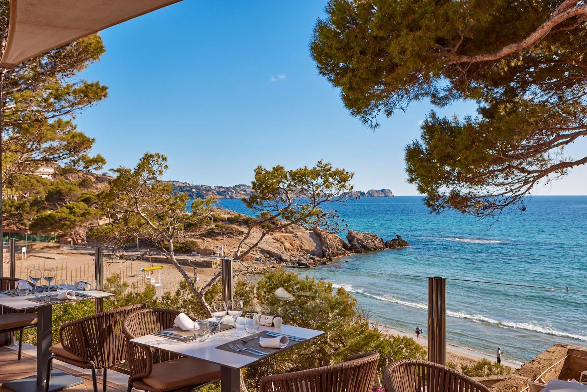 Universal Hotel Lido Park & Spa Peguera Bagian luar foto